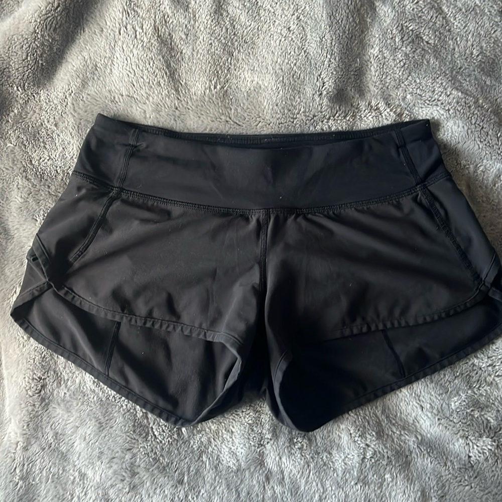 Lululemon Speed Up Low rise short 2.5” *lined, size 4, black